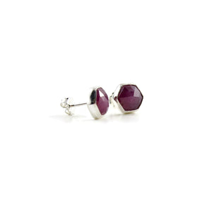Star sapphire hexagon studs in sterling silver by Mikel Grant Jewellery. Viva Magenta Jewellery Collection.