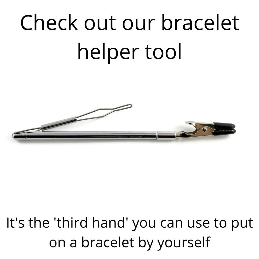Bracelet Helper Tool by Mikel Grant Jewellery