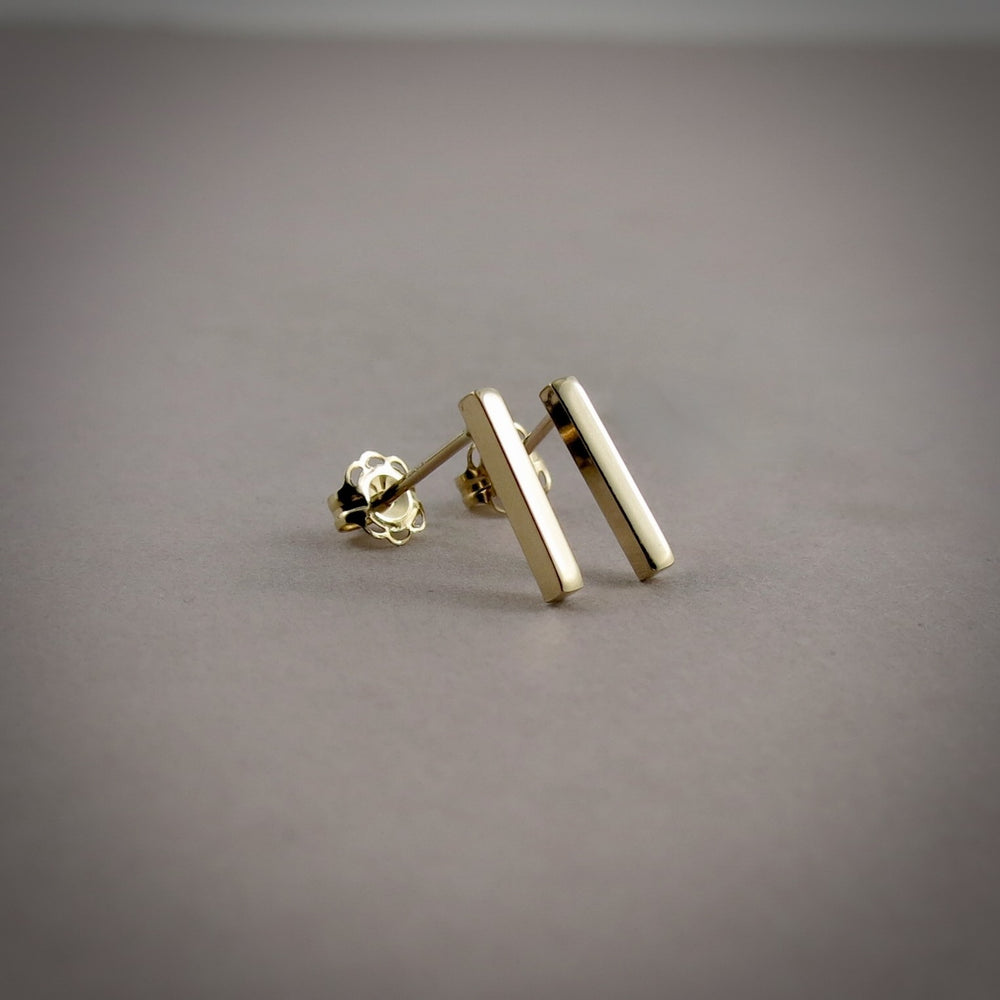 Solid gold bar studs.  Minimalist gold bar stud earrings by Mikel Grant Jewellery