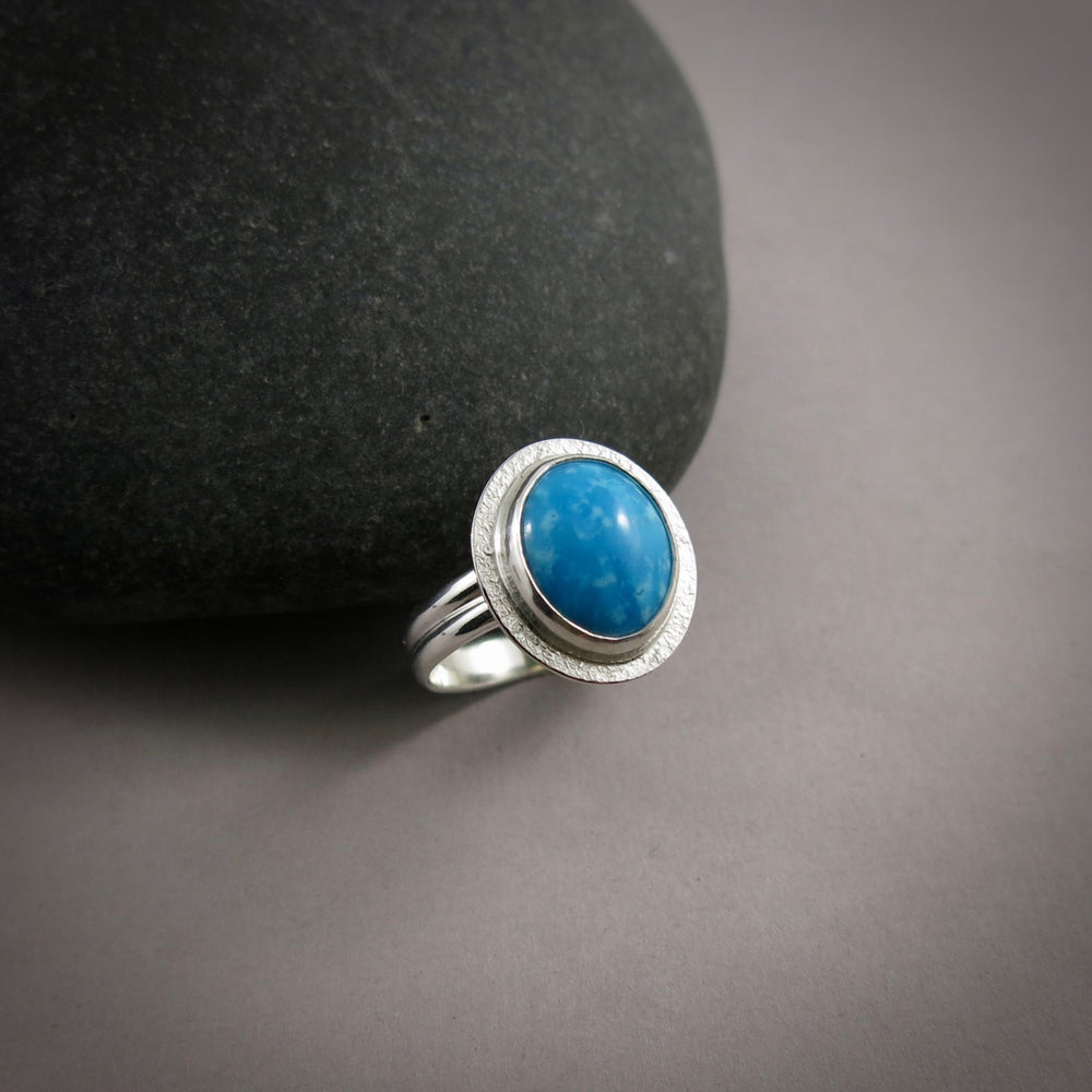 Bright blue Kingman mine turquoise ring in sterling silver by Mikel Grant Jewellery