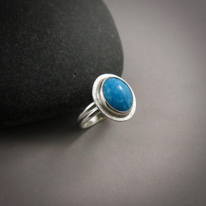 Bright blue Kingman mine turquoise ring in sterling silver by Mikel Grant Jewellery