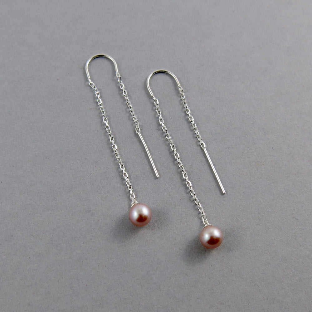 Boucles d'oreilles enfile-perle rose • Boucles d'oreilles pendantes avec une seule perle en argent sterling